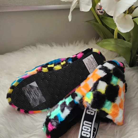UGG Fluff Yeah Checks Multi Slide  Women Slippers brand New - Picture 7 of 13